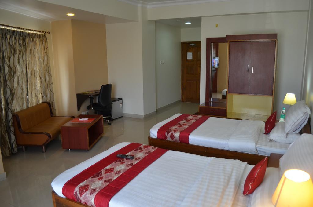 Hotel Rajdhani Regency Guwahati Quarto foto